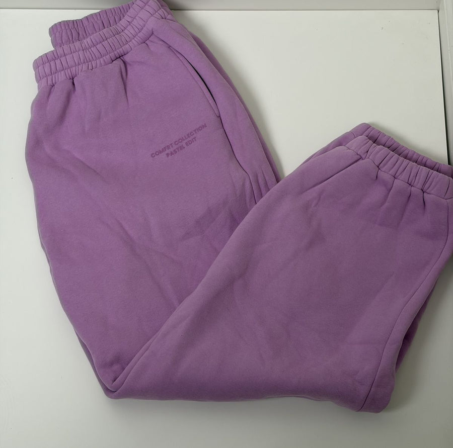 COMFRT NWOT Pastel Edit Sweatpants Lilac Size [M]